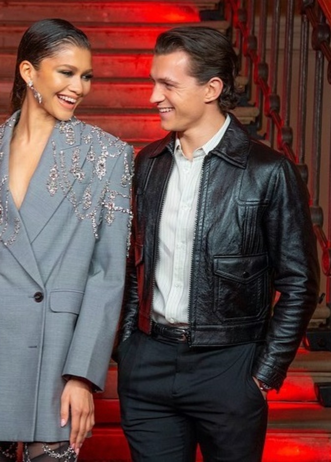 زيندايا وتوم هولاند