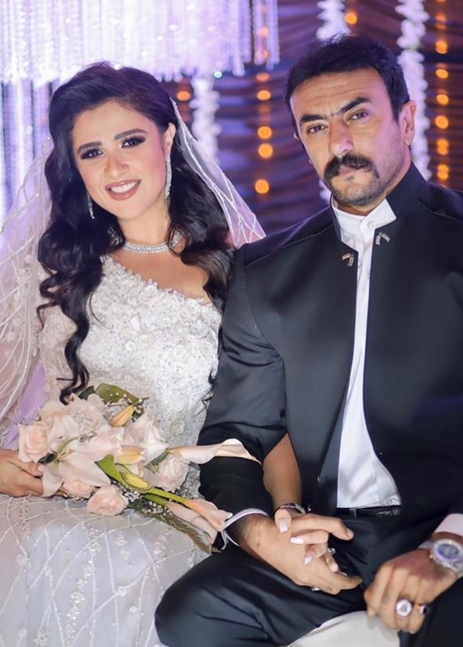 ياسمين عبد العزيز واحمد العوضي 