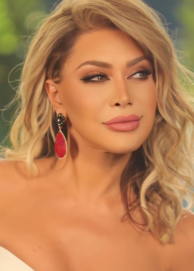 أقراط نوال الزغبي من Azar Gems Fine Jewelry