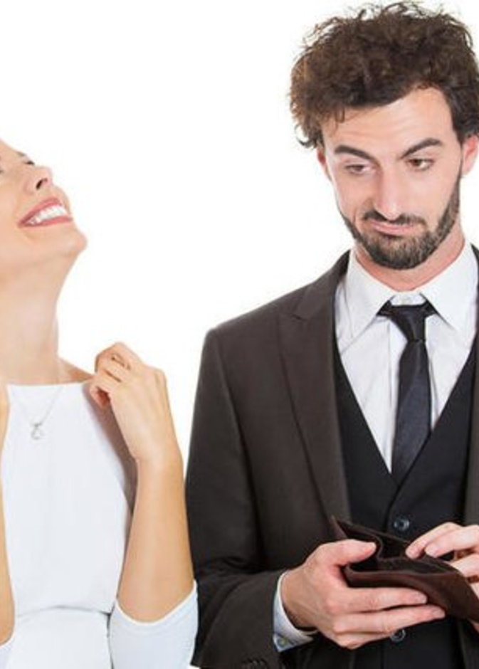 الزوج البخيل .. كيف يمكن التعامل معه