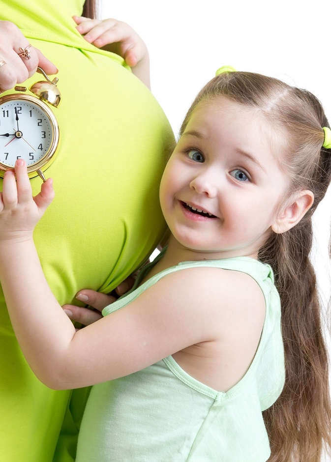 الولادة الطبيعية والولادة القيصرية بين الألم والفوائد .. أيهما أفضل