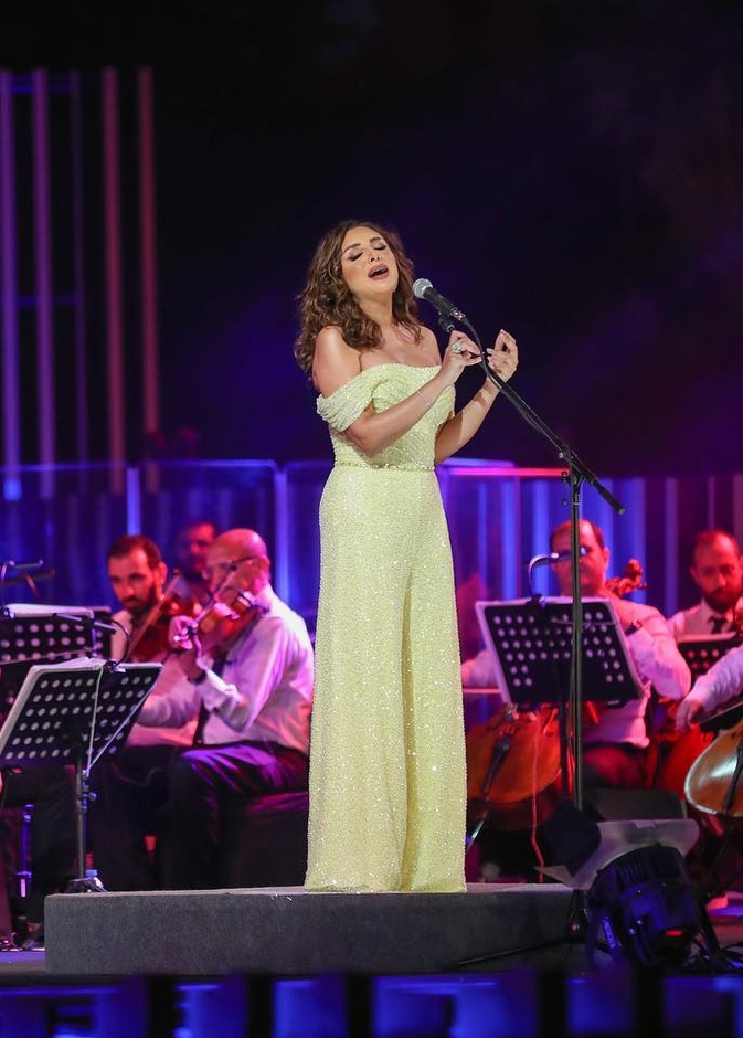 جمبسوت للعروس انستقرام@anghamofficial