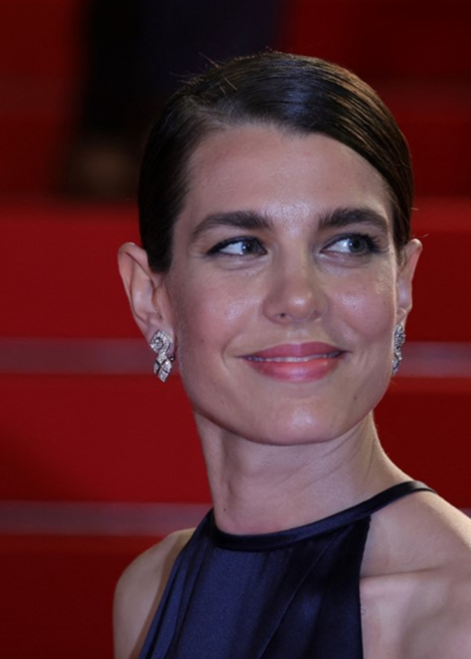 شارلوت كاسيراغي في فيديو جديد لشانيل Chanel