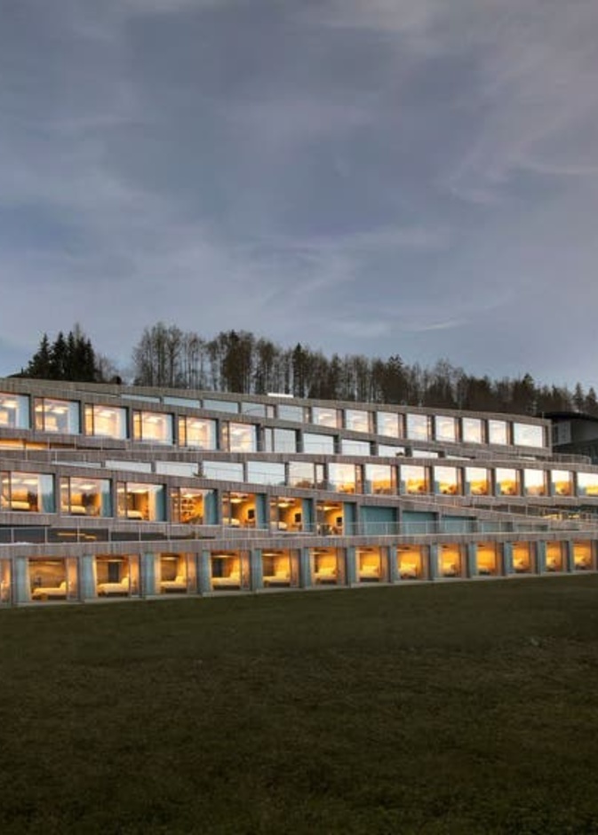 يقع فندق Hôtel des Horlogers في مسقط رأس صناعة الساعات السويسرية، وادي Vallée de Joux