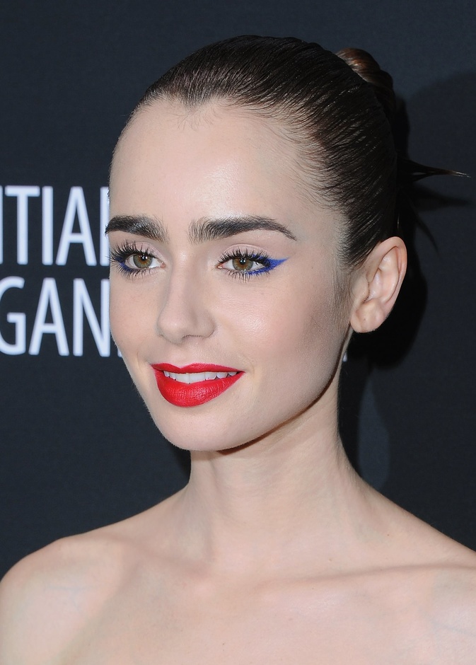 الوان احمر شفاه حمراء قوية من وحي إطلالات Lily Collins