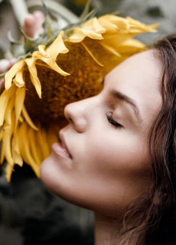 فوائد وخطوات ماسك زيت دوار الشمس قبل عيد الاضحى