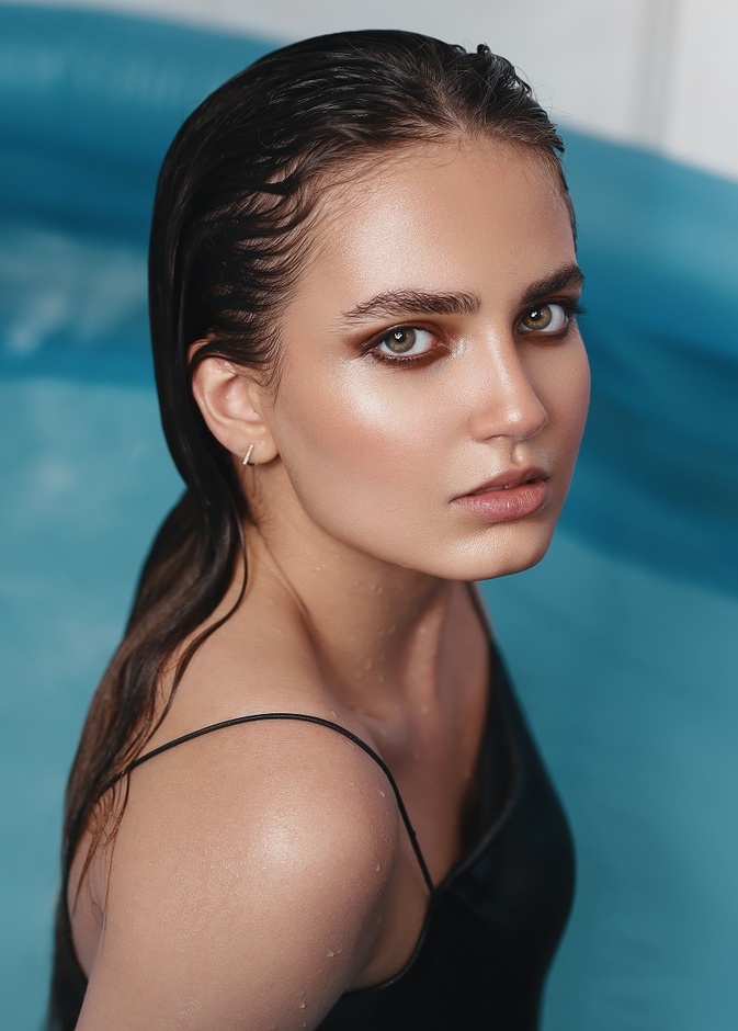 طرق التقشير الكيميائي لمنطقة البكيني وأهم مميزاته