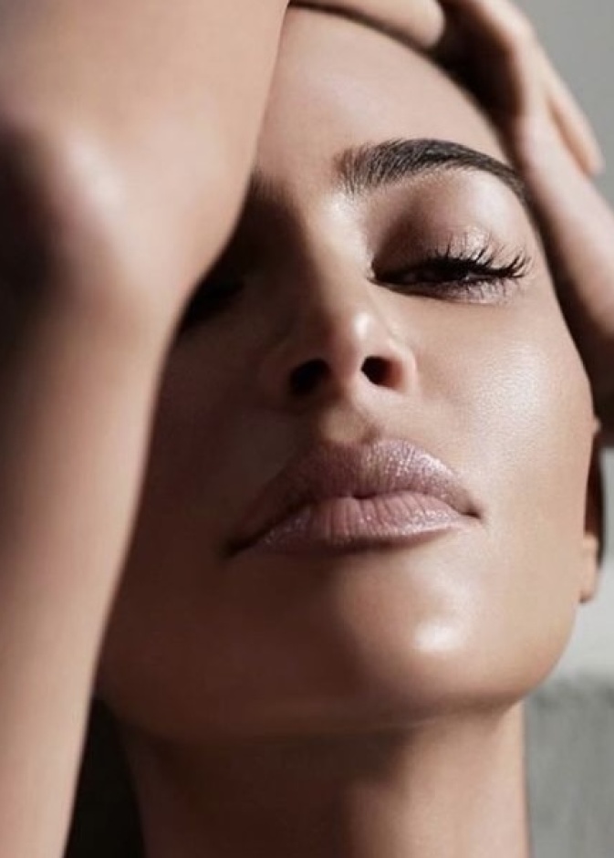 أبرز الفنانات العالميات الأكثر تأثيراً في عمليات تجميل الأنف