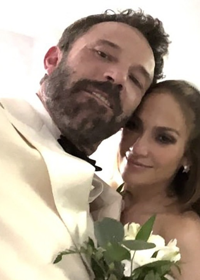 جينيفر لوبيز وبن أفليك يخططان لاستضافة حفل زفاف ثاني