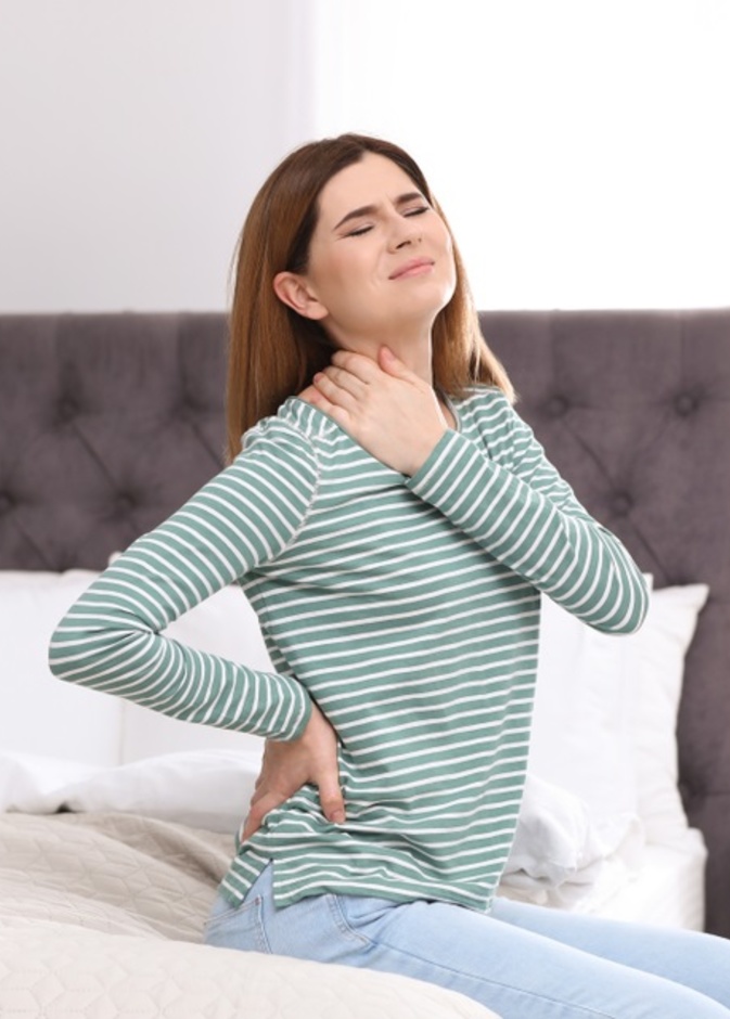 8 نصائح ذهبية للحفاظ على صحة العمود الفقري