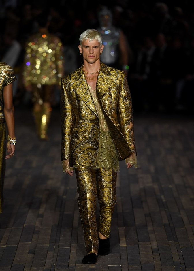 مجموعة Alta Sartoria من دار Dolce & Gabbana