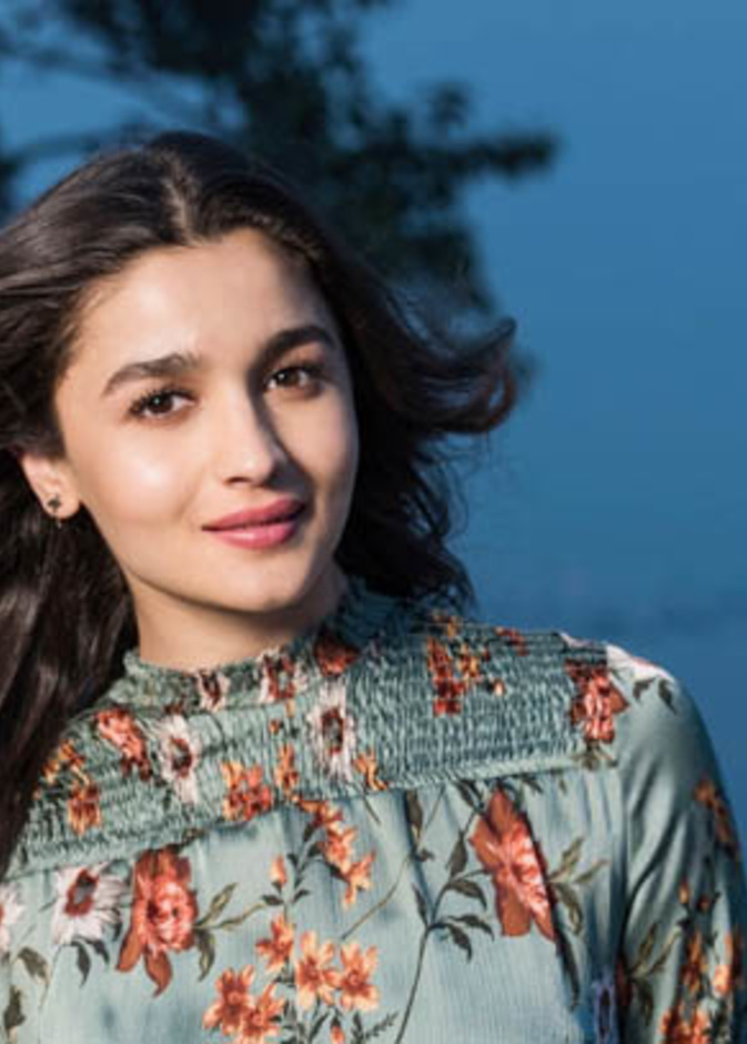 عليا بهات تستعد لعرض إعلان قصير لفيلمها الجديد Darlings