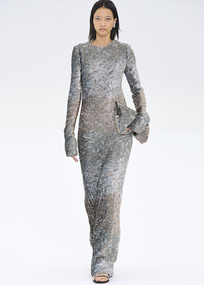 من مجموع فندي للهوت كوتور لخريف وشتاء 2022