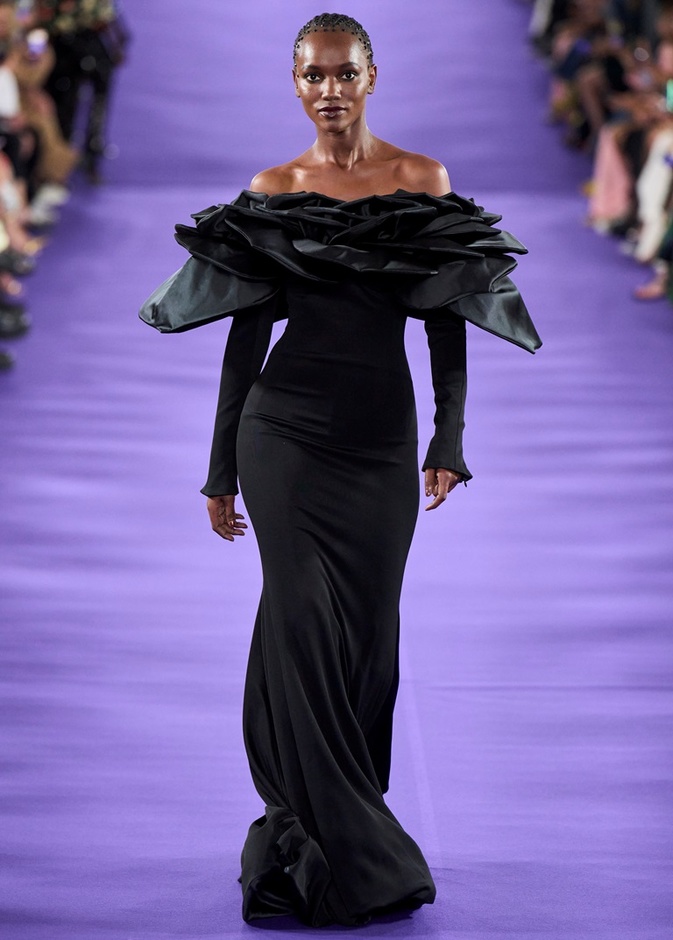 مجموعة Alexis Mabille للأزياء الراقية لخريف وشتاء 2023