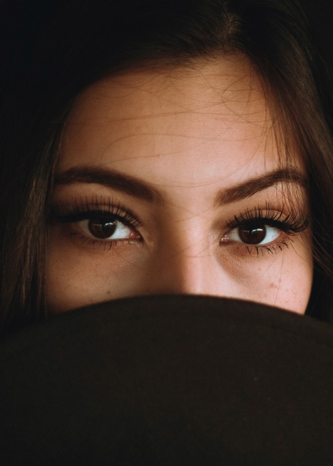 مستحضرات للتخلص من الهالات الداكنة والتجاعيد حول العين