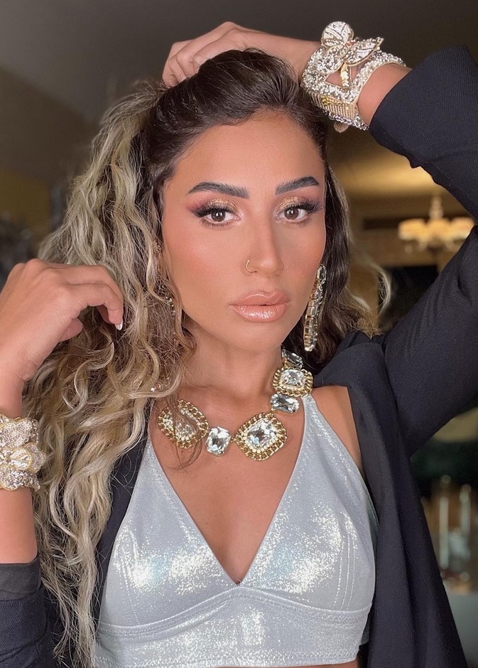 دينا الشربيني