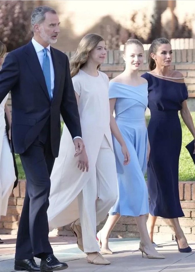 العائلة المالكة الإسبانية في حفل جوائز أميرة جيرونا