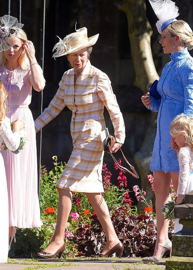  الأميرة آن في حفل زفاف ابنة زوجها السابق