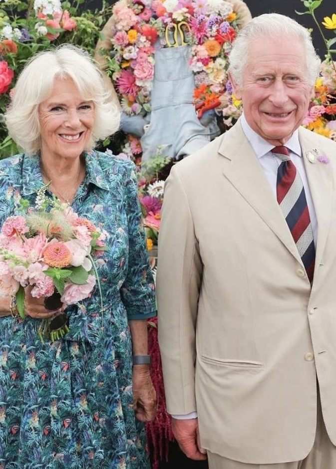 الأمير تشارلز ودوقة كورنوال يظهران في معرض ساندرينجهام للزهور 