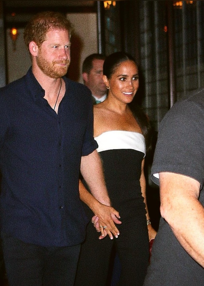  أحدث ظهور لميغان ماركل والأمير هاري في موعد مسائي في نيويورك