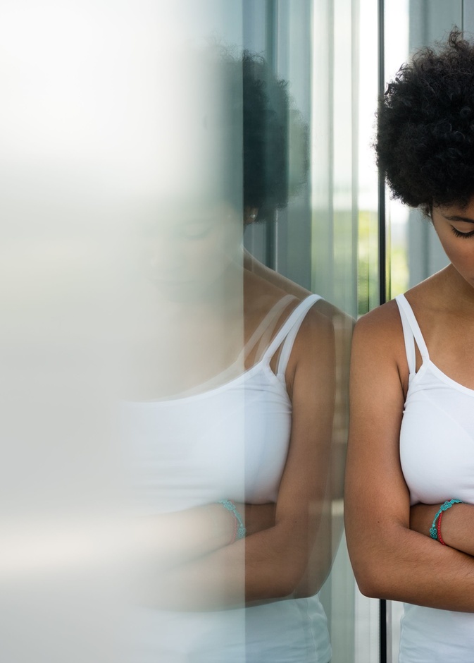 أعراض كراهية الذات عند المرأة وكيفية التخلص منها