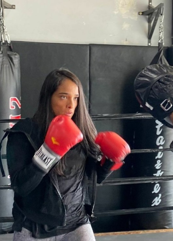 الملاكمة رشا الخميس