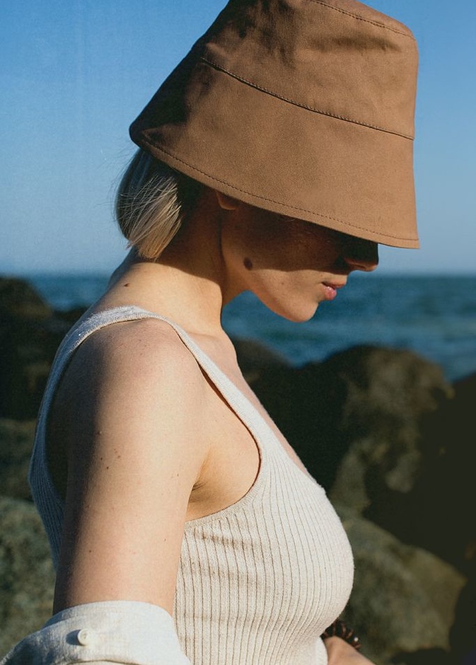 تخلصي من المناطق الداكنة في الجسم من خلال العلاجات التجميلية