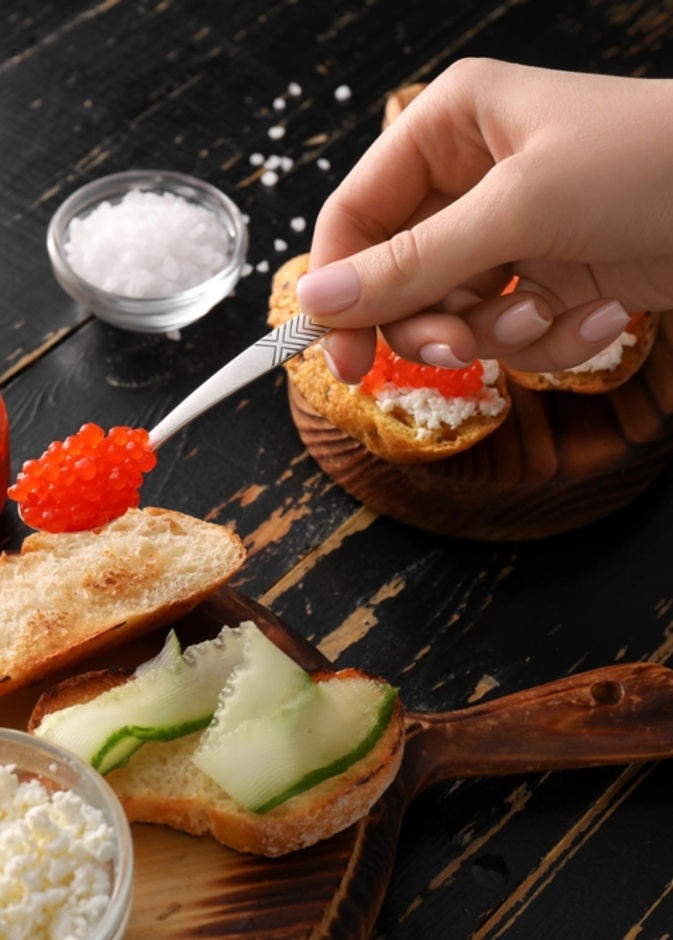 فوائد تناول الكافيار للنساء وأضراره