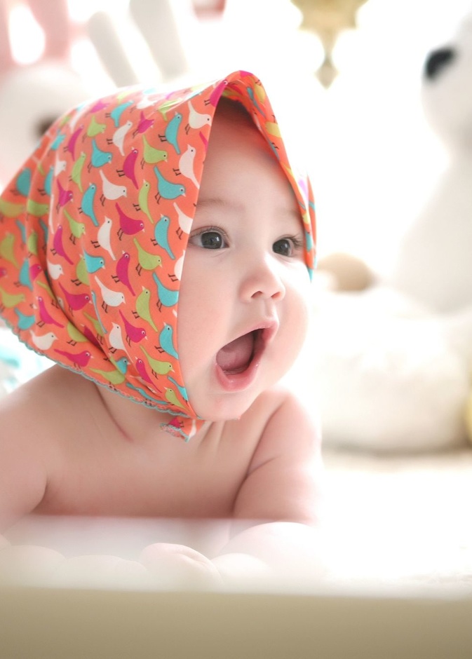 ما هو سبب استفراغ الطفل الرضيع حليب متخثر وكيف يمكن الوقاية منه