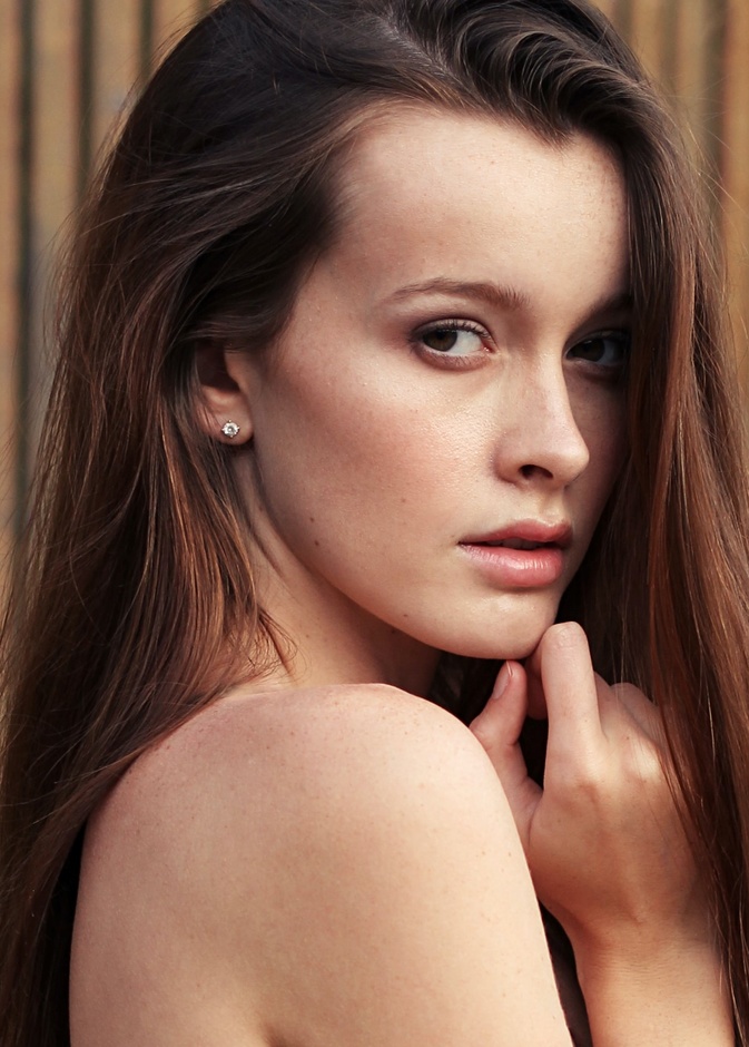 كيف تعالجين التجاعيد وتستعيدين شباب البشرة بمكّون طبيعي في المنزل