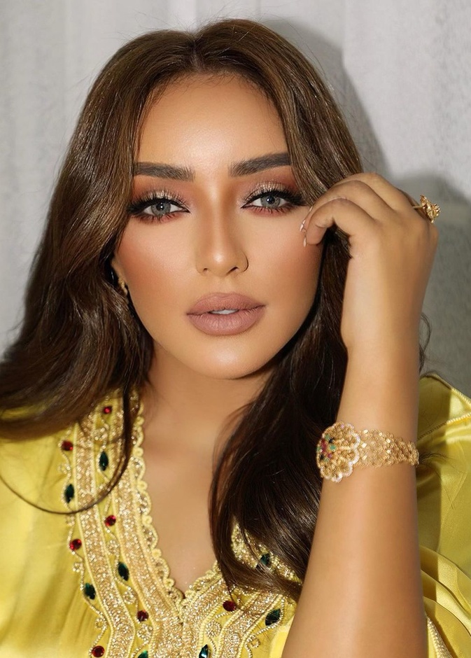 أفضل تسريحات شعر ومكياج جميلة البداوي قبل زفافها وأسرار إطلالاتها الجمالية