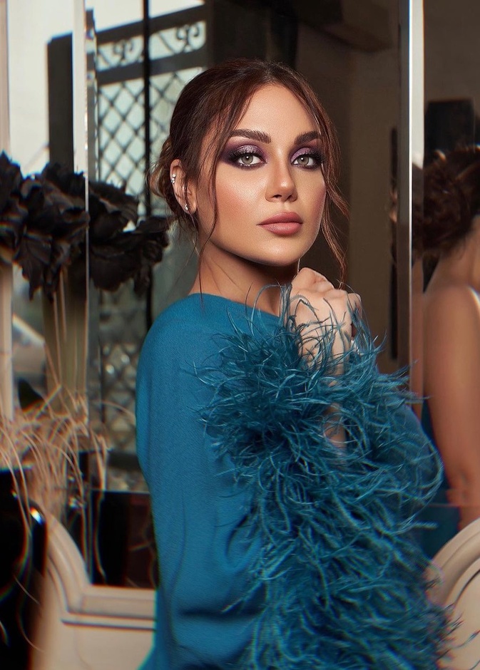 ابنة هيفاء وهبي تفتتح عيادة.