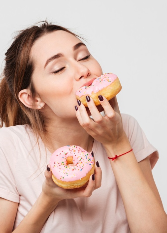 6 نصائح ذكية لتجنب الإفراط بتناول الطعام في العطلة الأسبوعية