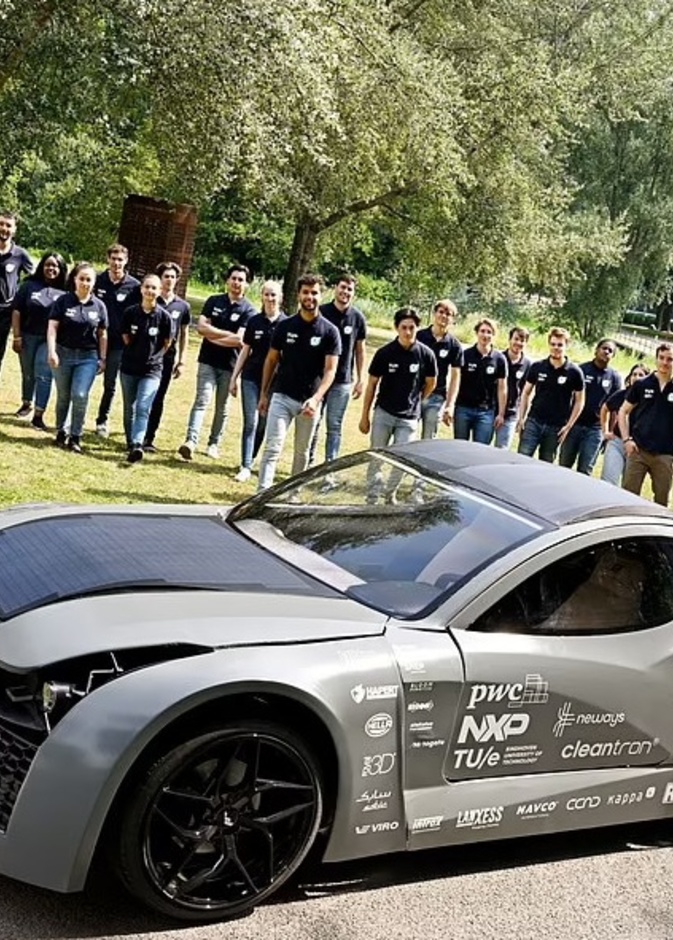 الكشف عن أول سيارة خالية من الكربون في العالم