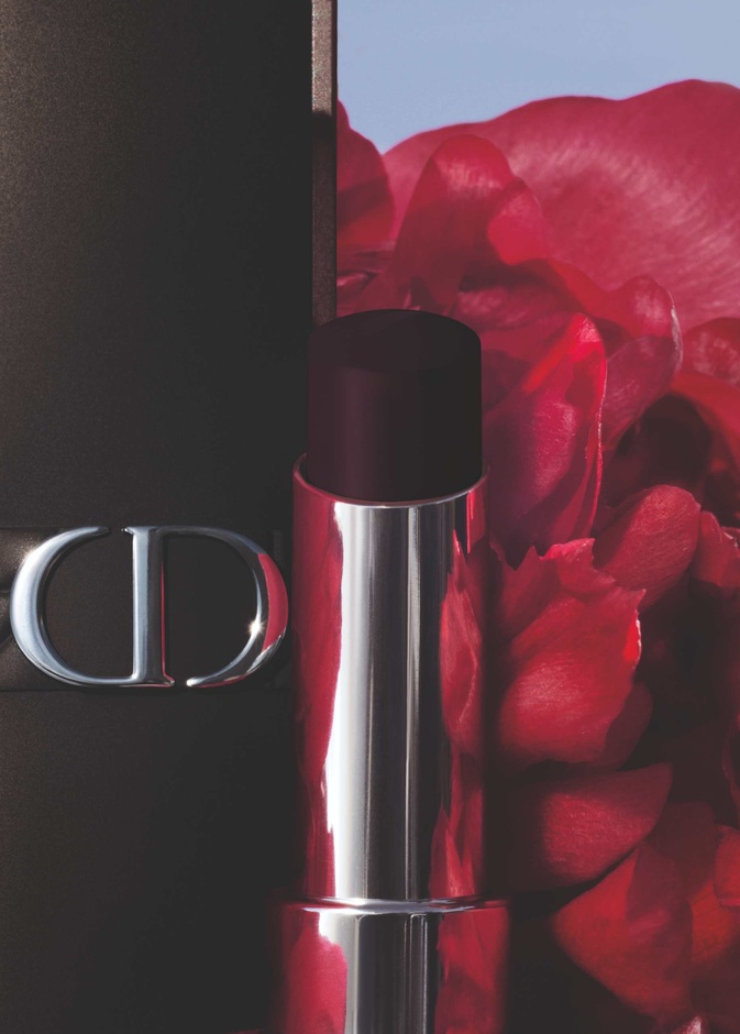 اضفي لمسة جمالية على ابتسامتك مع أحمر شفاه Rouge Dior Forever