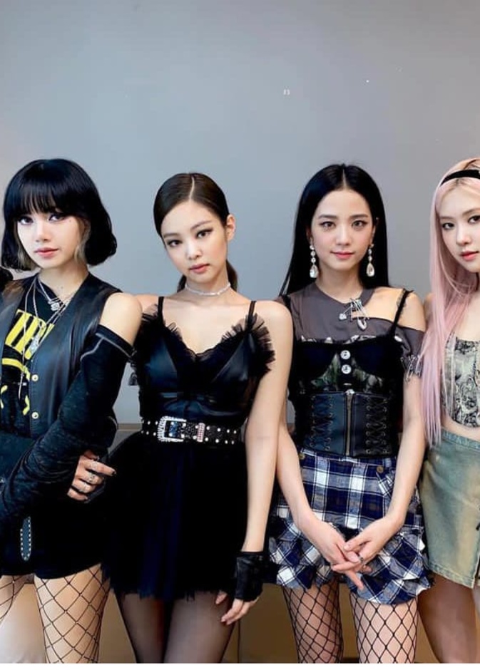 فرقة بلاك بينك "Blackpink"