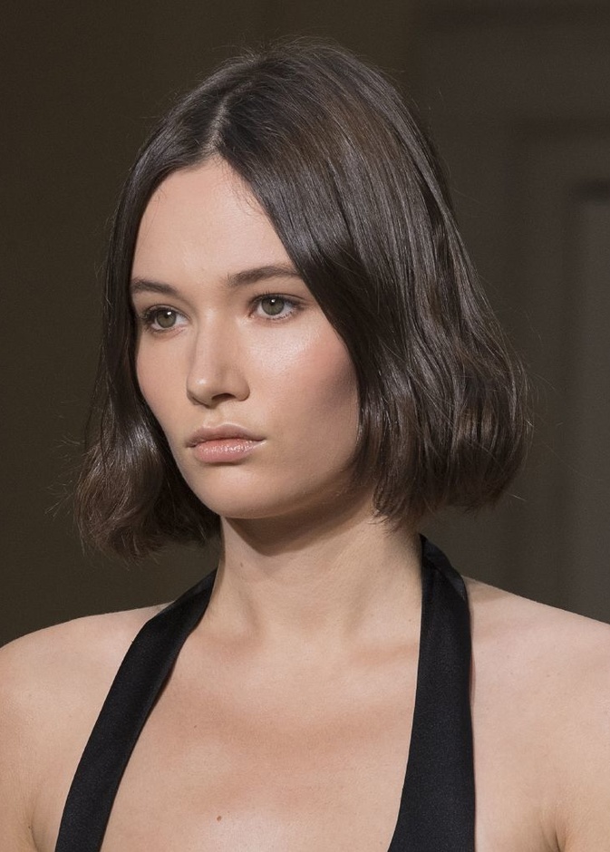  تسريحات مميزة للشعر القصير تلائم جميع المناسبات