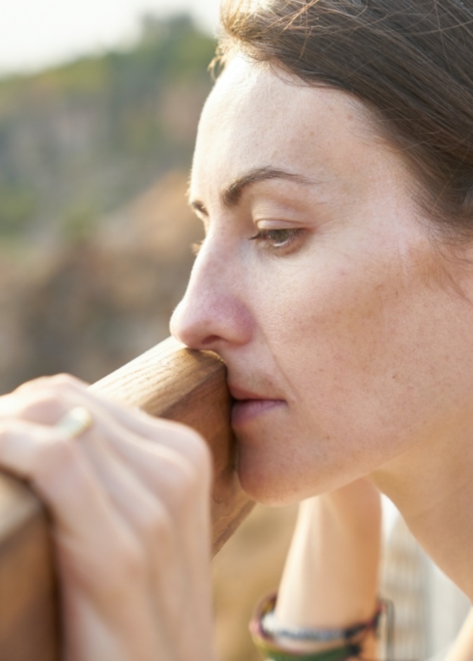 أسباب عدم قدرة المرأة على اتخاذ القرار في بعض المواقف