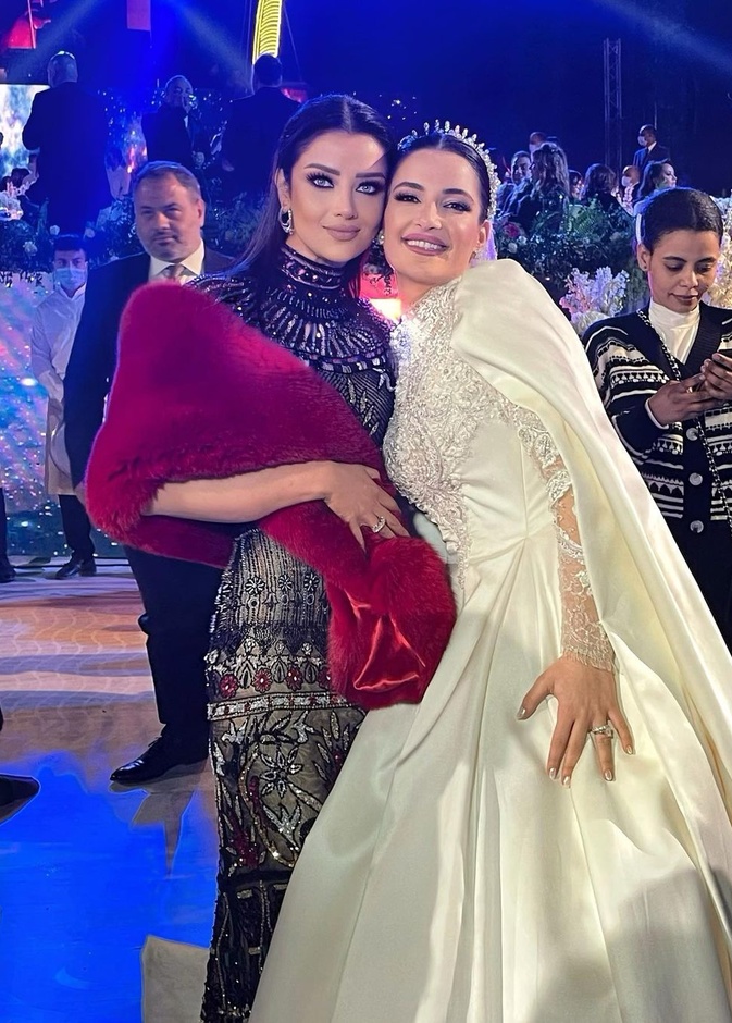 رضوى الشربيني وشام الذهبي 