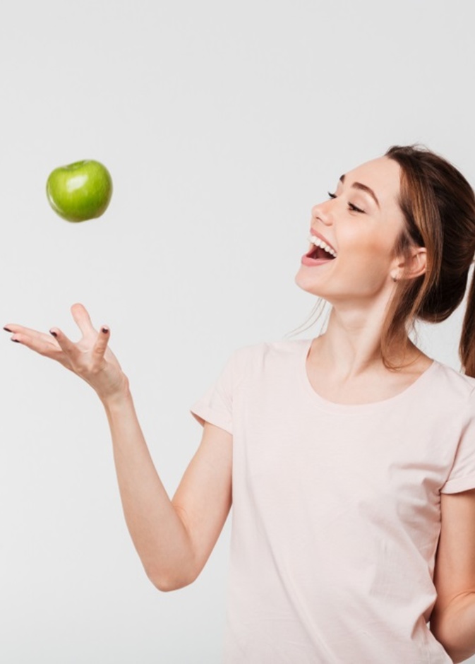 اطعمة تشفي الجسم وتحميه من الامراض ومنها التفاح