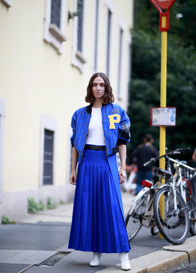 أجمل تنسيقات في التنانير الملونة لاطلالات خريفية غير اعتيادية