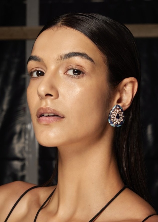 نصائح ذهبية لاختيار ألوان أحمر الشفاه النيود