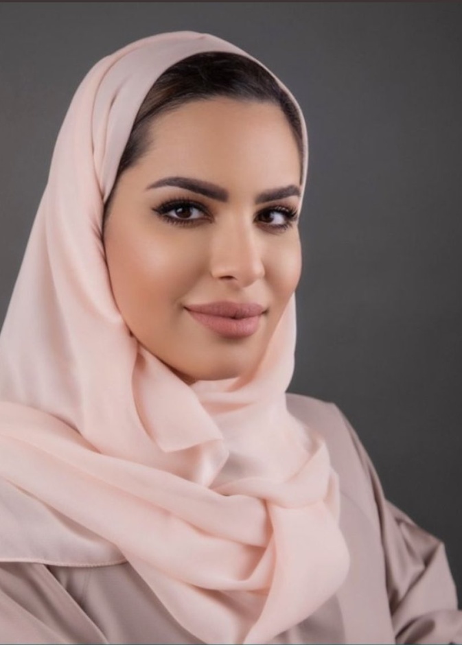 تعرفوا على "الجوهرة المقبل" مديرة التحول الرقمي في وزارة السياحة