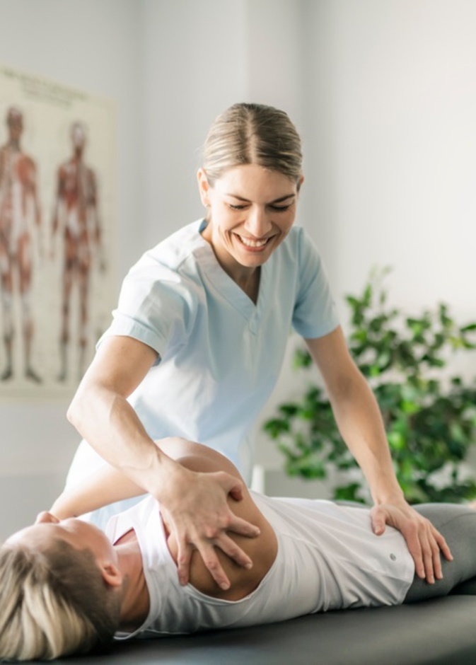 العلاج الطبيعي مهم لاستعادة التوازن الحركي والنفسي