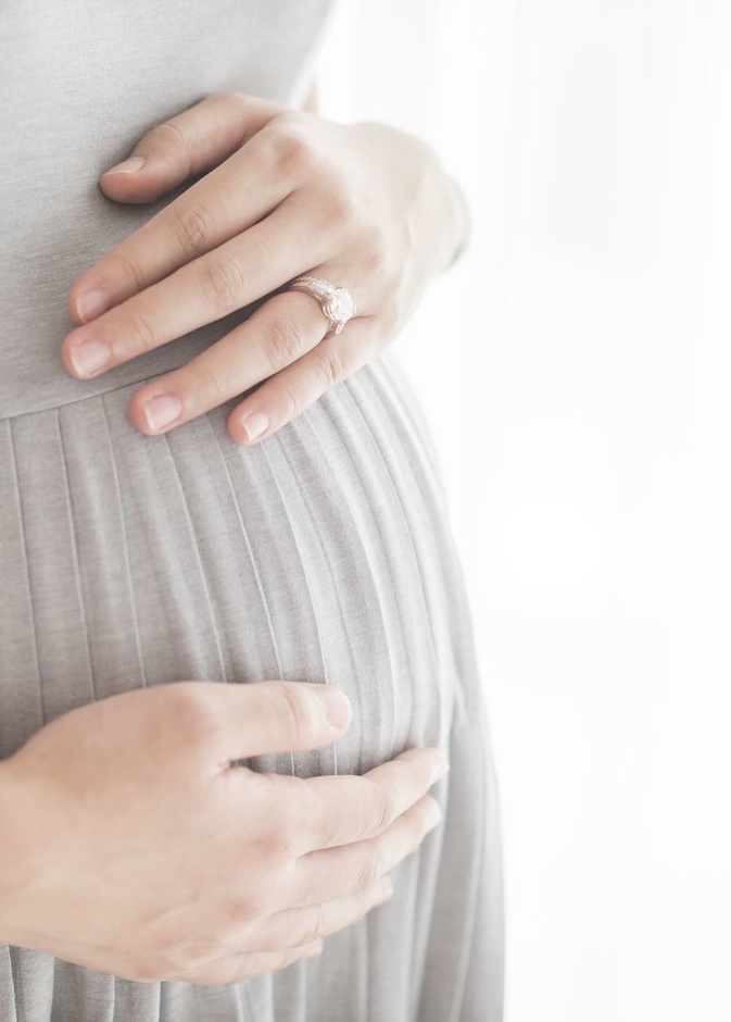 هل يمكن تحديد نوع الجنين من شكل البطن