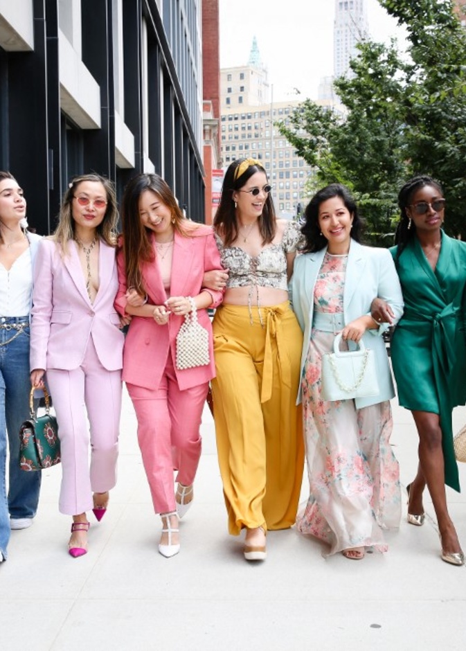 إختيار الألوان وإعتمادها وفق معايير متنوعة لإطلالة مميّزة وساحرة