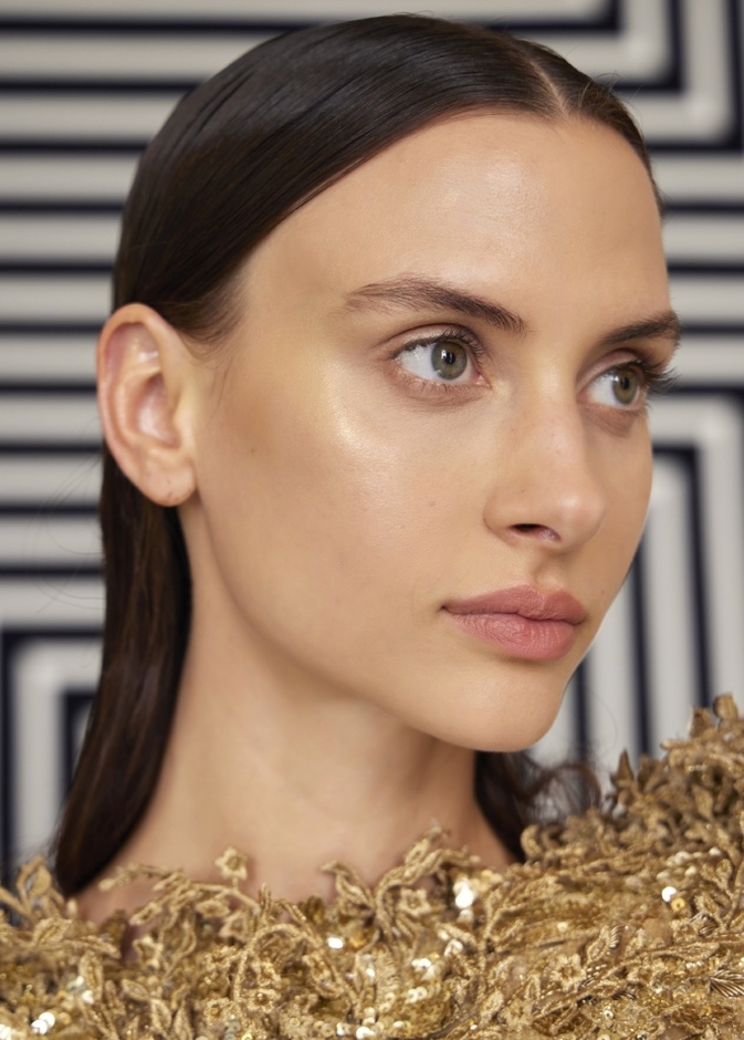 نصائح لإزالة الشعر عن الوجه للحصول على بشرة ناعمة