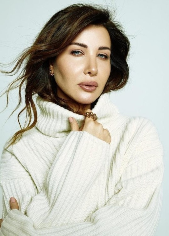 كيف عكست إطلالات المكياج شخصية النجمات العرب؟