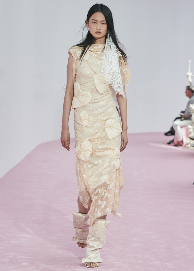 مجموعة Acne Studios لموسم ربيع وصيف 2023