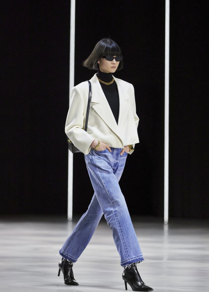  تنسيق سترة البليزر بطرق عصرية في موسم خريف 2022